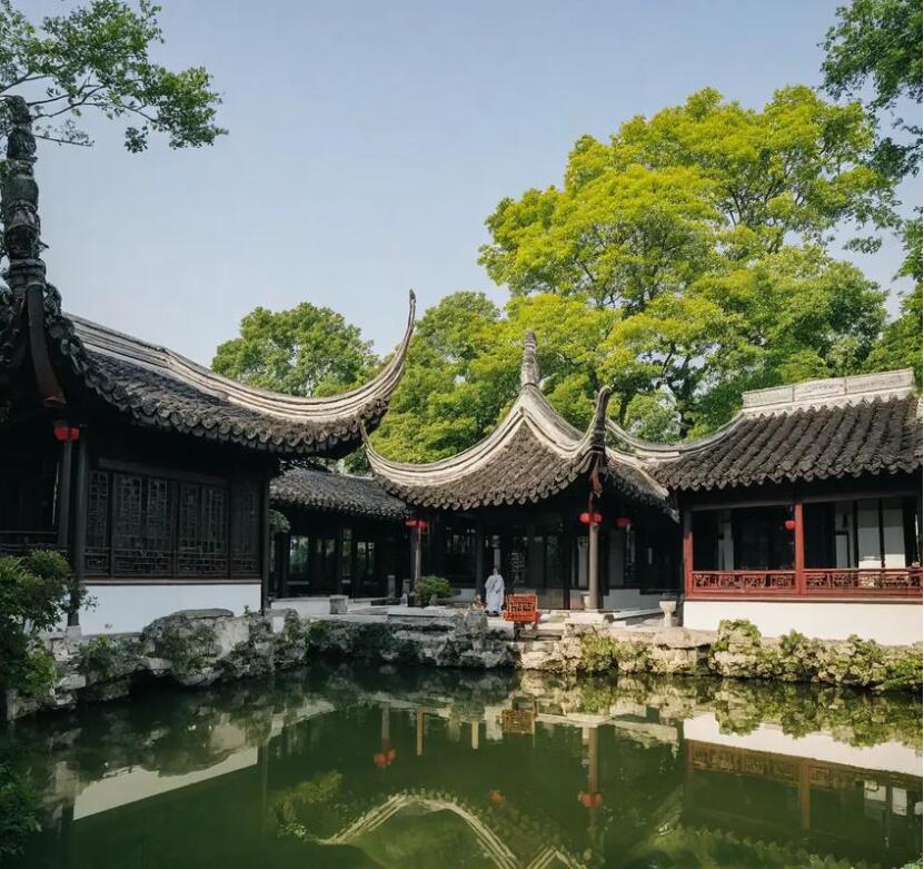 北京东城吵闹土建有限公司